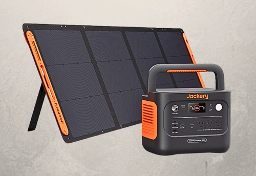 Full view of the Jackery 1500W 1070Wh Power Station 200W Panel - as Featured Image